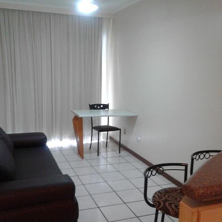 Apart Quartier Latin Hotel Vitoria Bagian luar foto