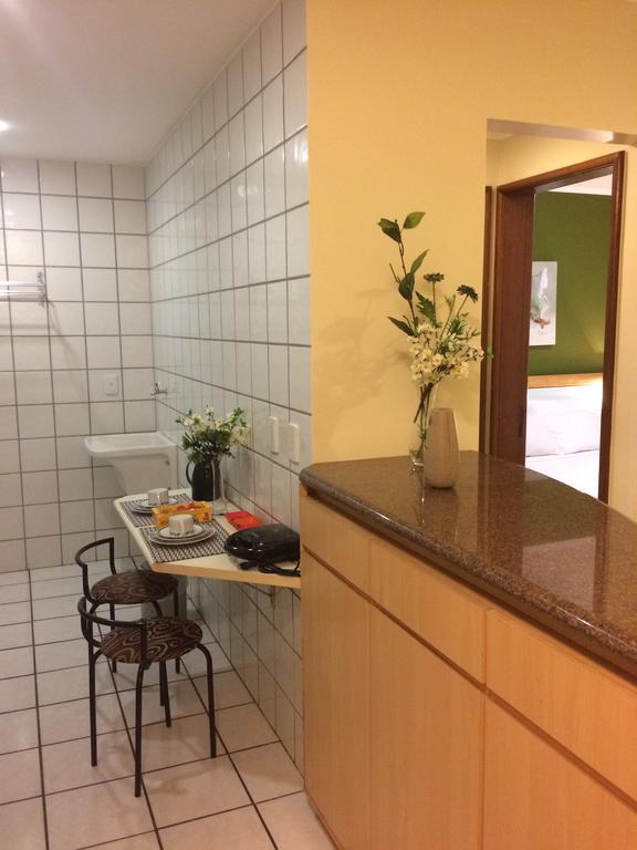 Apart Quartier Latin Hotel Vitoria Bagian luar foto