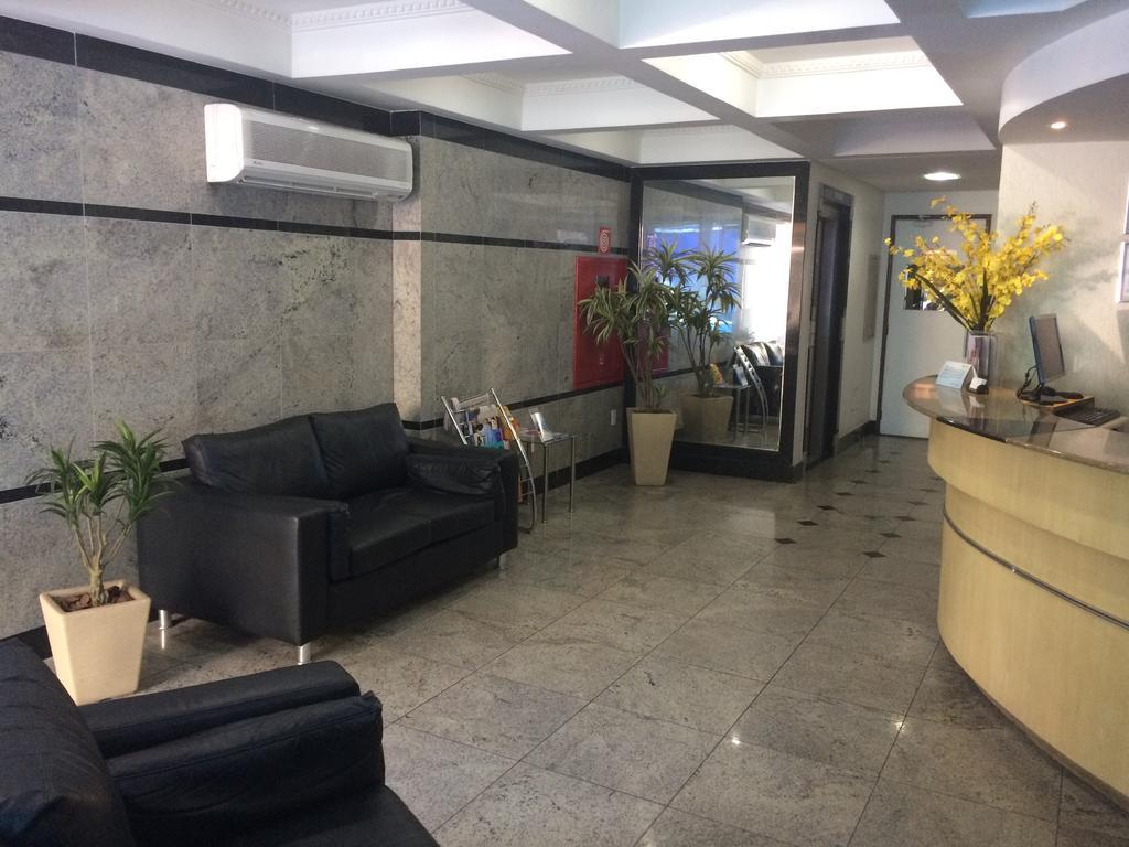Apart Quartier Latin Hotel Vitoria Bagian luar foto
