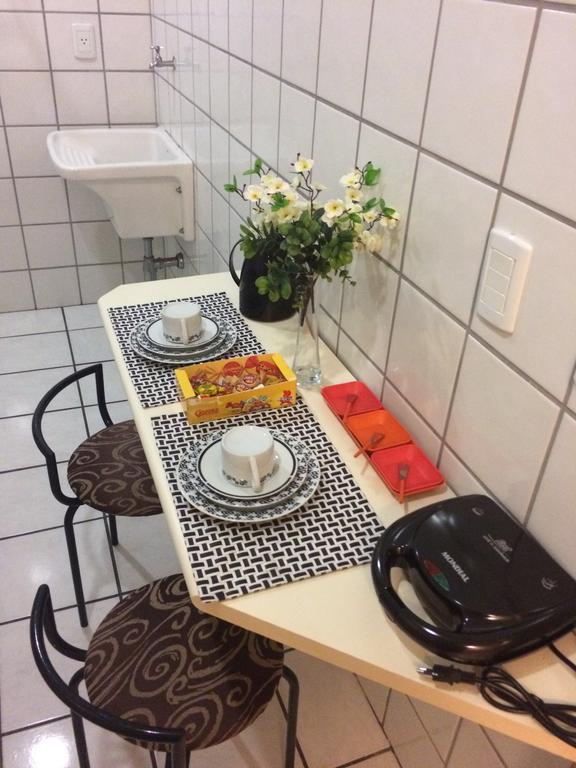 Apart Quartier Latin Hotel Vitoria Bagian luar foto
