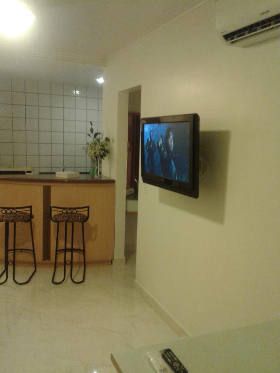 Apart Quartier Latin Hotel Vitoria Bagian luar foto