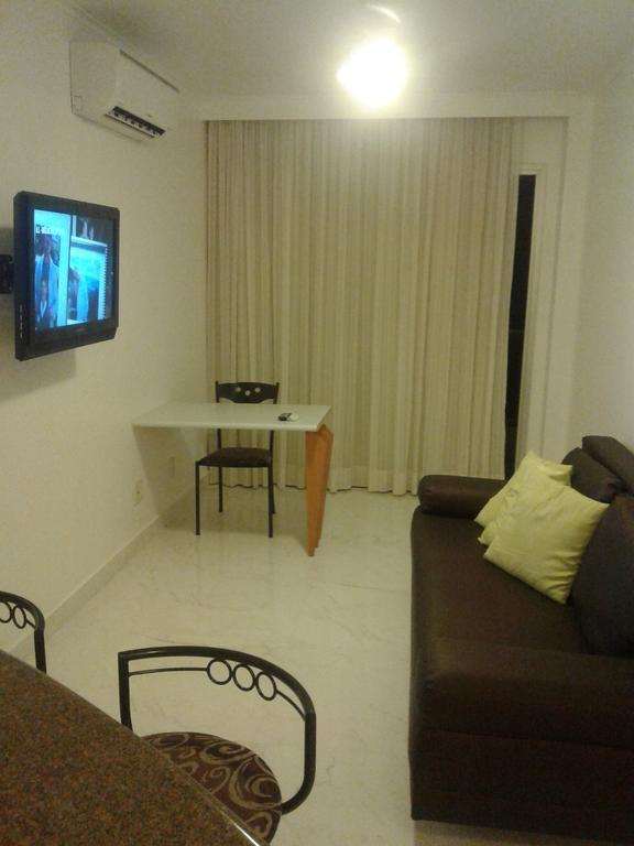 Apart Quartier Latin Hotel Vitoria Bagian luar foto