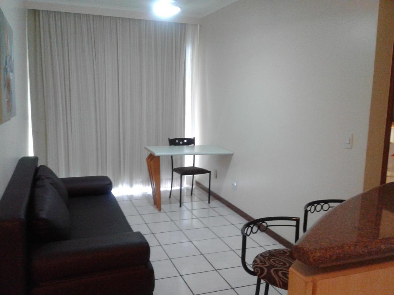Apart Quartier Latin Hotel Vitoria Bagian luar foto
