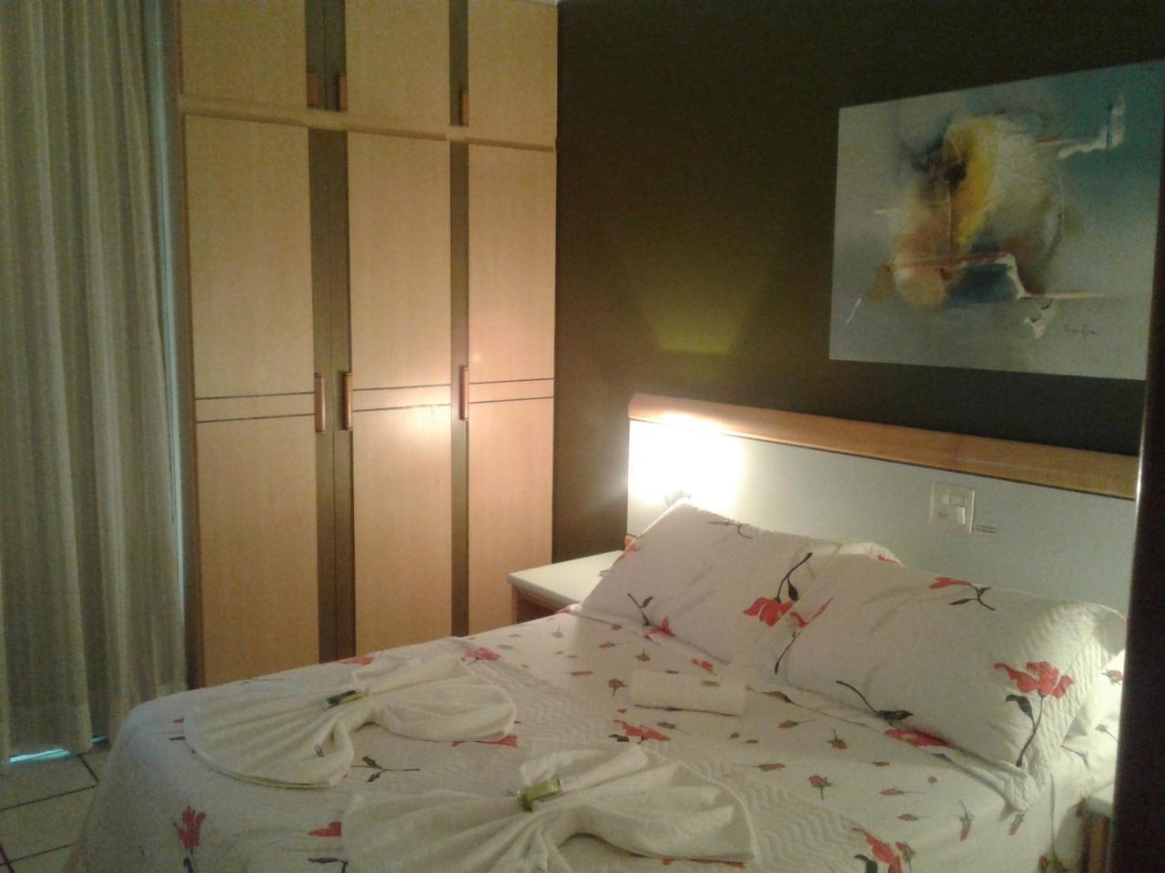 Apart Quartier Latin Hotel Vitoria Bagian luar foto