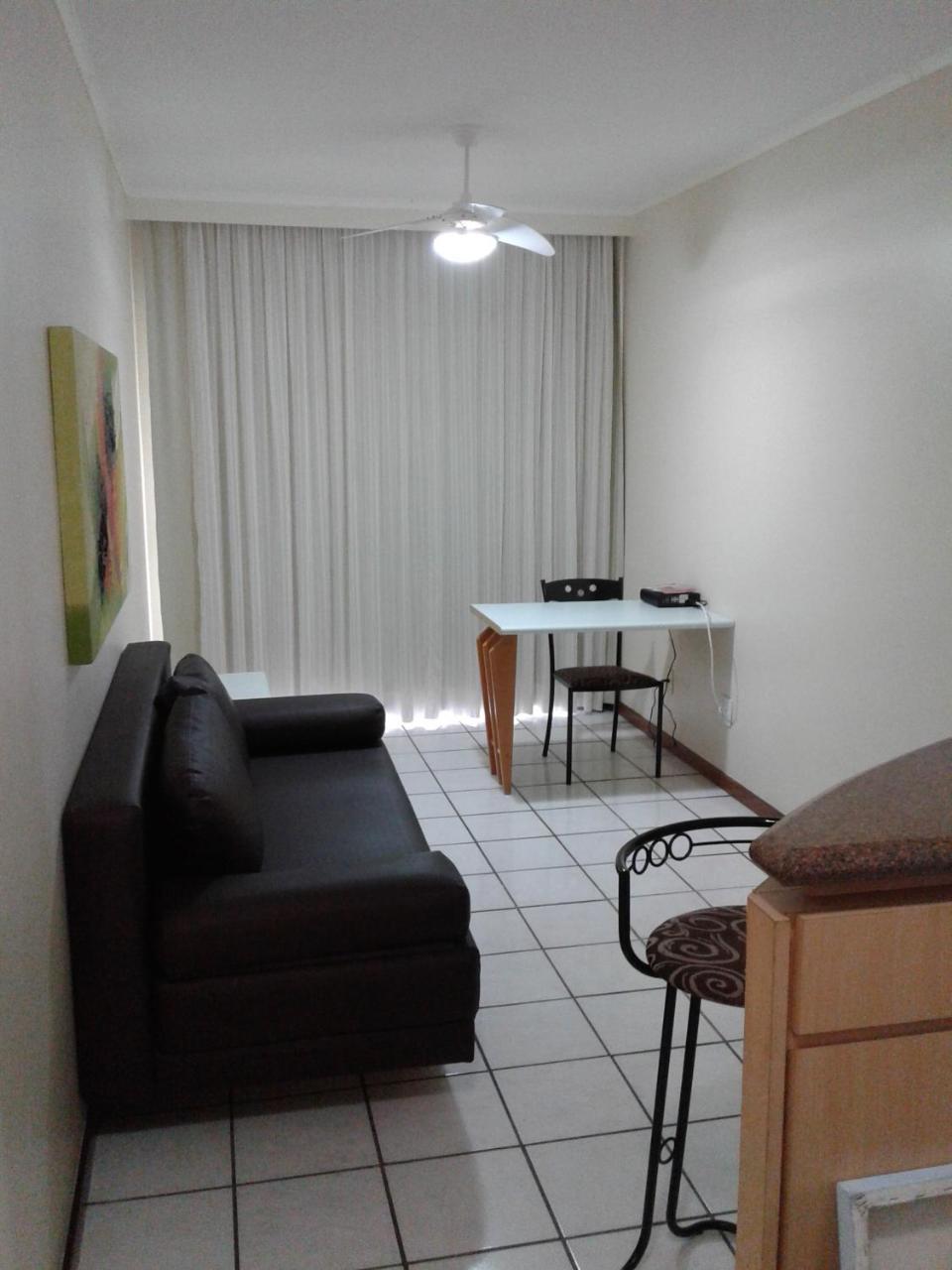 Apart Quartier Latin Hotel Vitoria Bagian luar foto